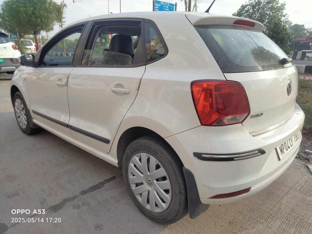 Volkswagen Polo(2014-2015) Comfortline 1.2l P
